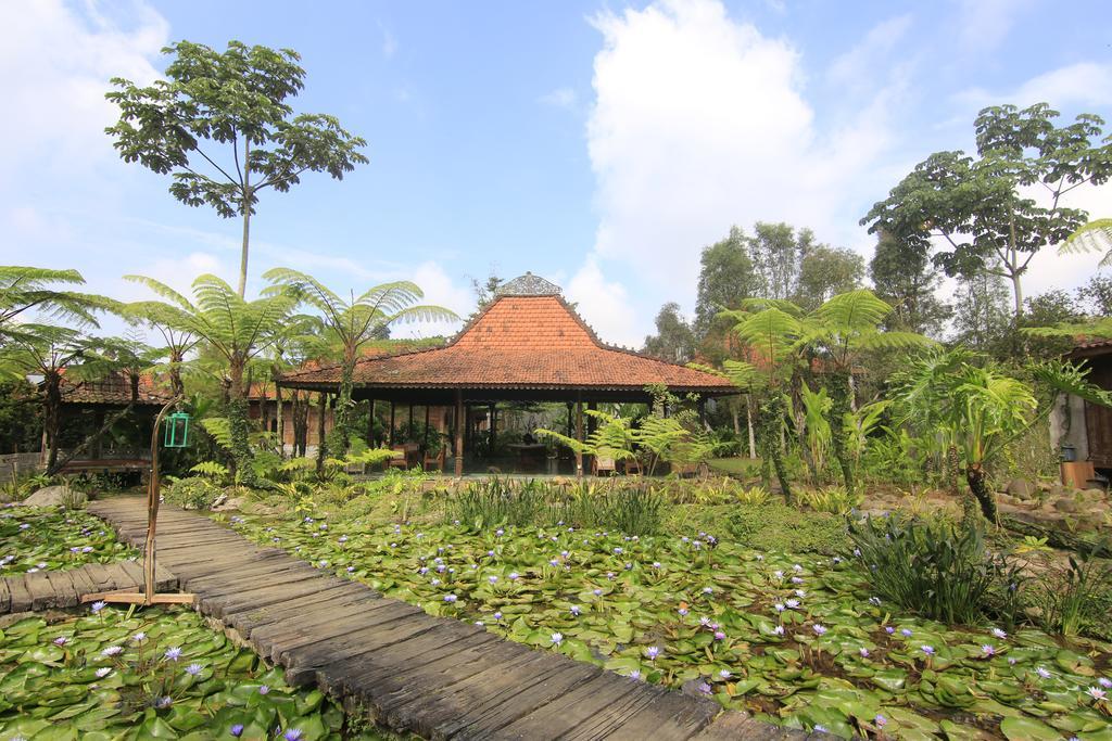 Jadul Village Resort Lembang Kültér fotó