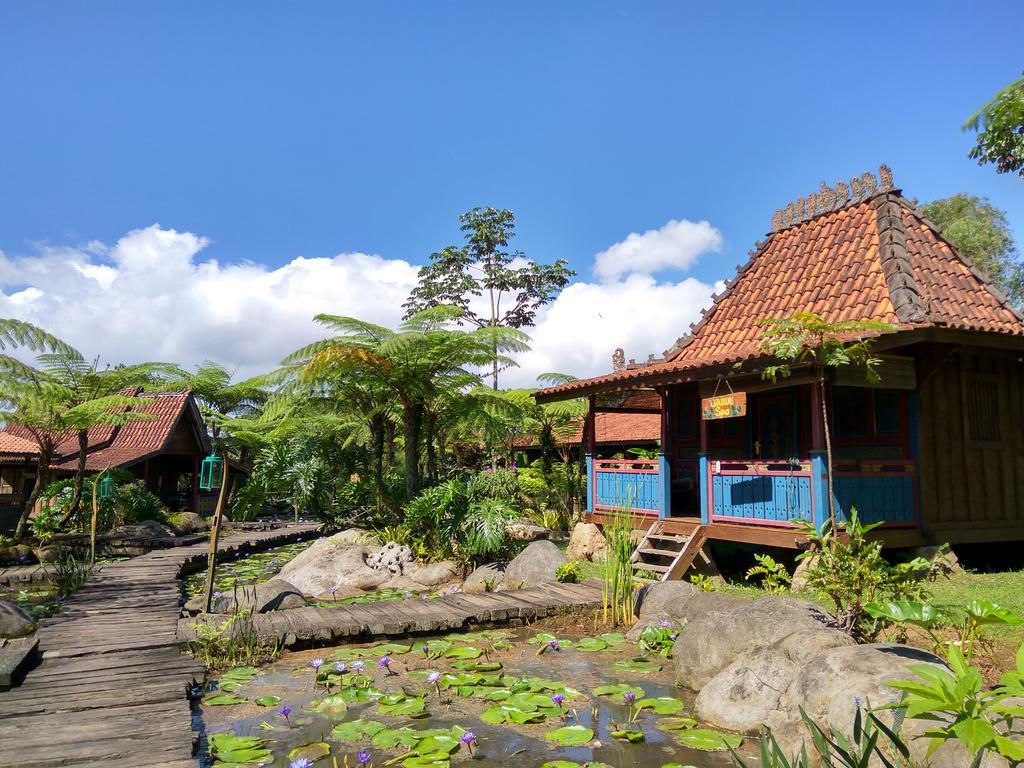Jadul Village Resort Lembang Kültér fotó