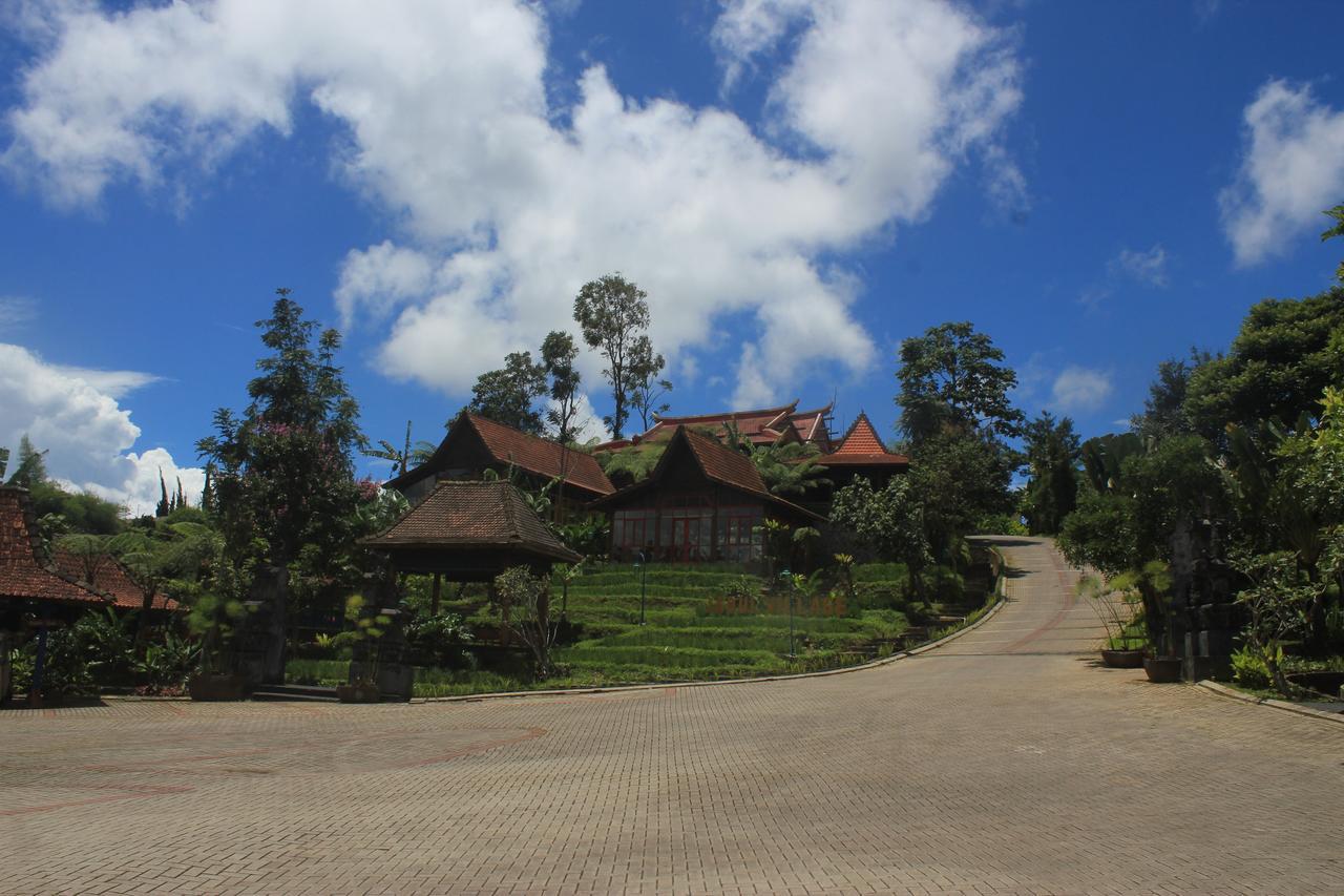 Jadul Village Resort Lembang Kültér fotó