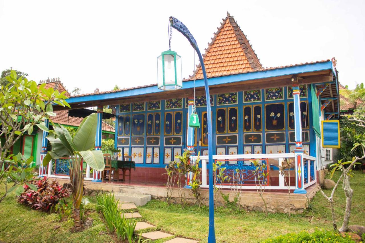 Jadul Village Resort Lembang Kültér fotó